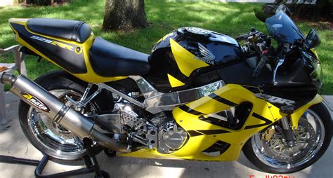 <b>CBR-929</b> RR is a Honda sportbike made in 2000 and 2001. . Cbr 929 no spark